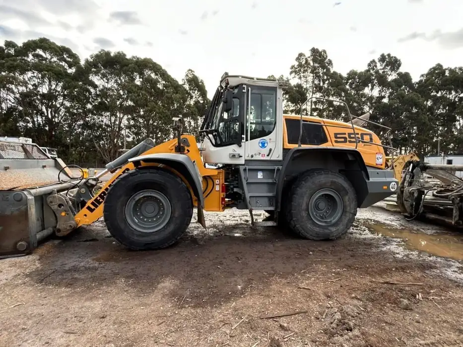 Wheel loader on site at an Australian operation